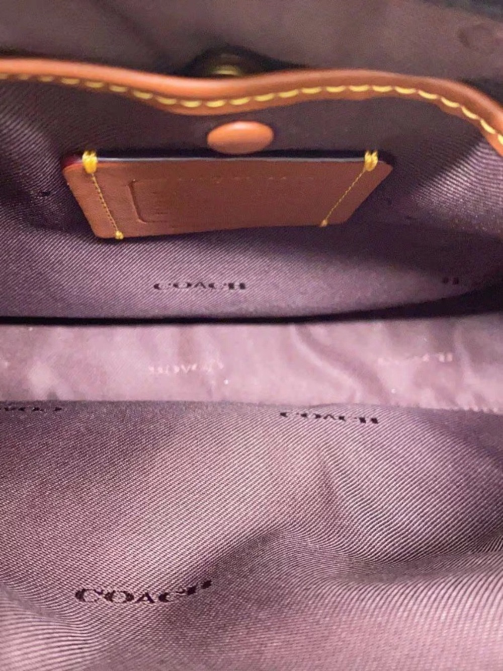 🔥 ANOTHER CLASSY SNEAKY SALE!! COACH 3 ZIPPER, 2 STRAPS AWESOME BAG RET. $475 - Picture 7 of 9